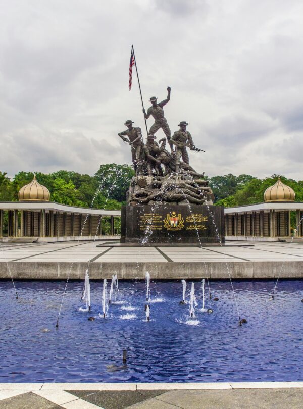 Kuala Lumpur Tour Package by navigans