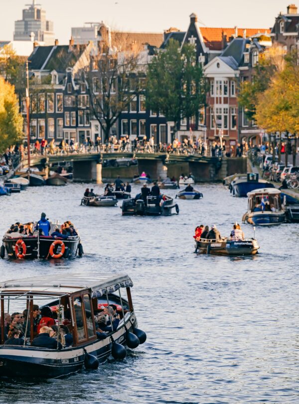 Europe tour package by thenavigans