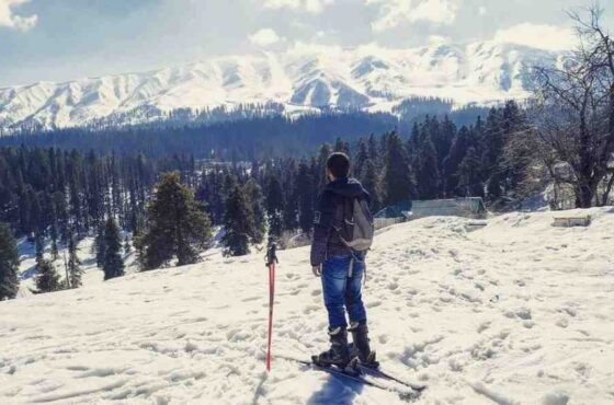 Skiing in Gulmarg