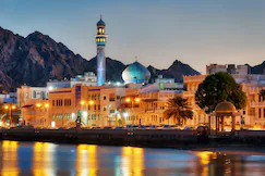 m_Oman_country_images_1_l_985_1478