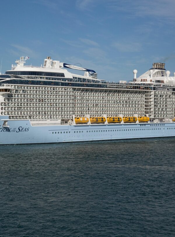 luxury Asia cruise tour package